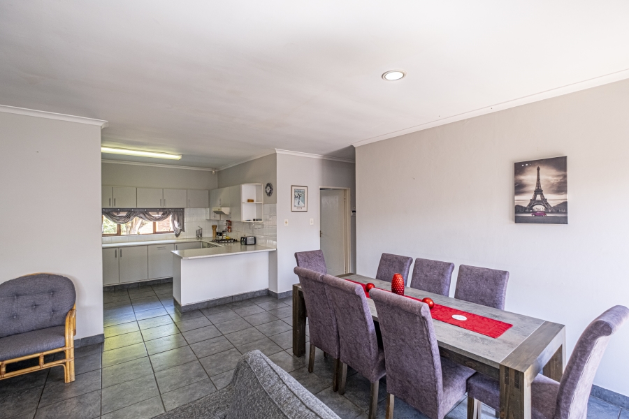 3 Bedroom Property for Sale in Summerstrand Eastern Cape